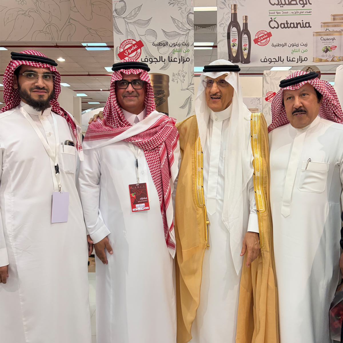 محافظ شقراء يزور جناح الوطنية الزراعية في مهرجان فلفل شقراء السادس